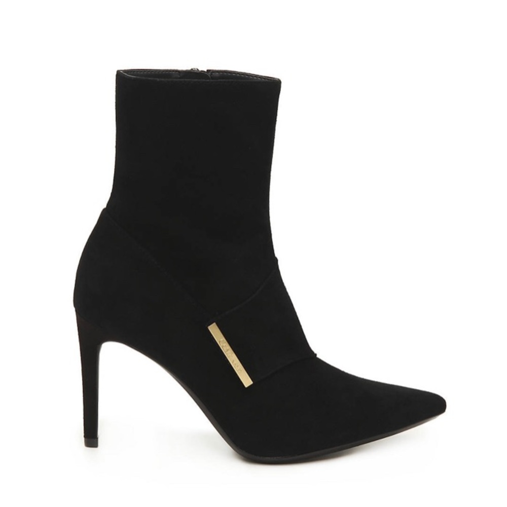 NIB  - Calvin Klein Ruthie Bootie  (9 M)